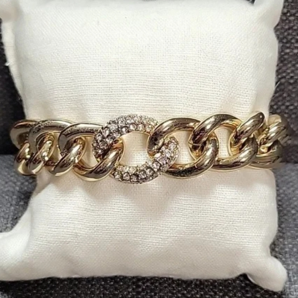 Victoria's Secret Goldtone Angel Chunky Chain Rhinestones Toggle Bracelet